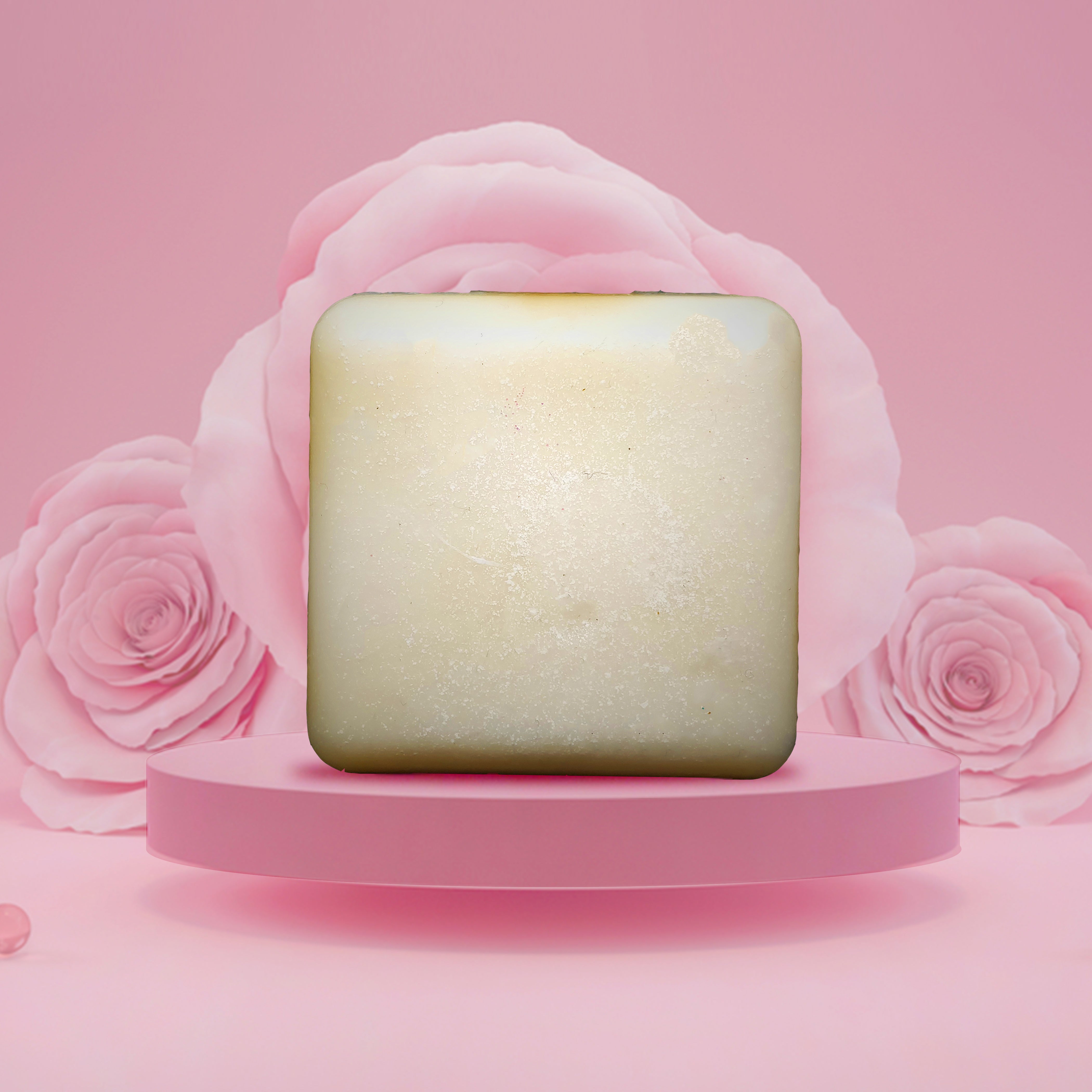 RIMURIMU Handmade Botanical Rose & Coconut Designer Bath Soap