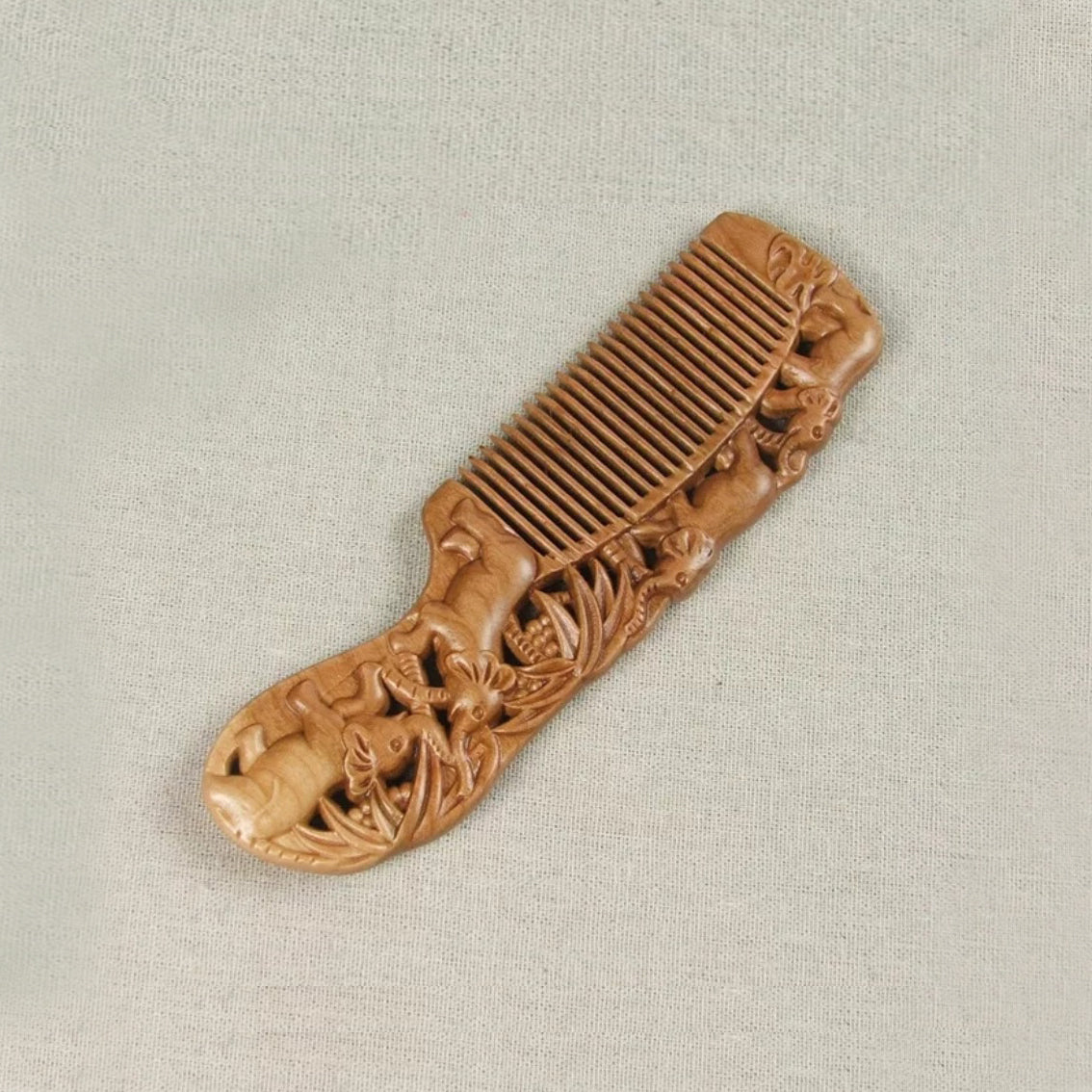 Natural Peach Wood comb (Vintage Elephant)