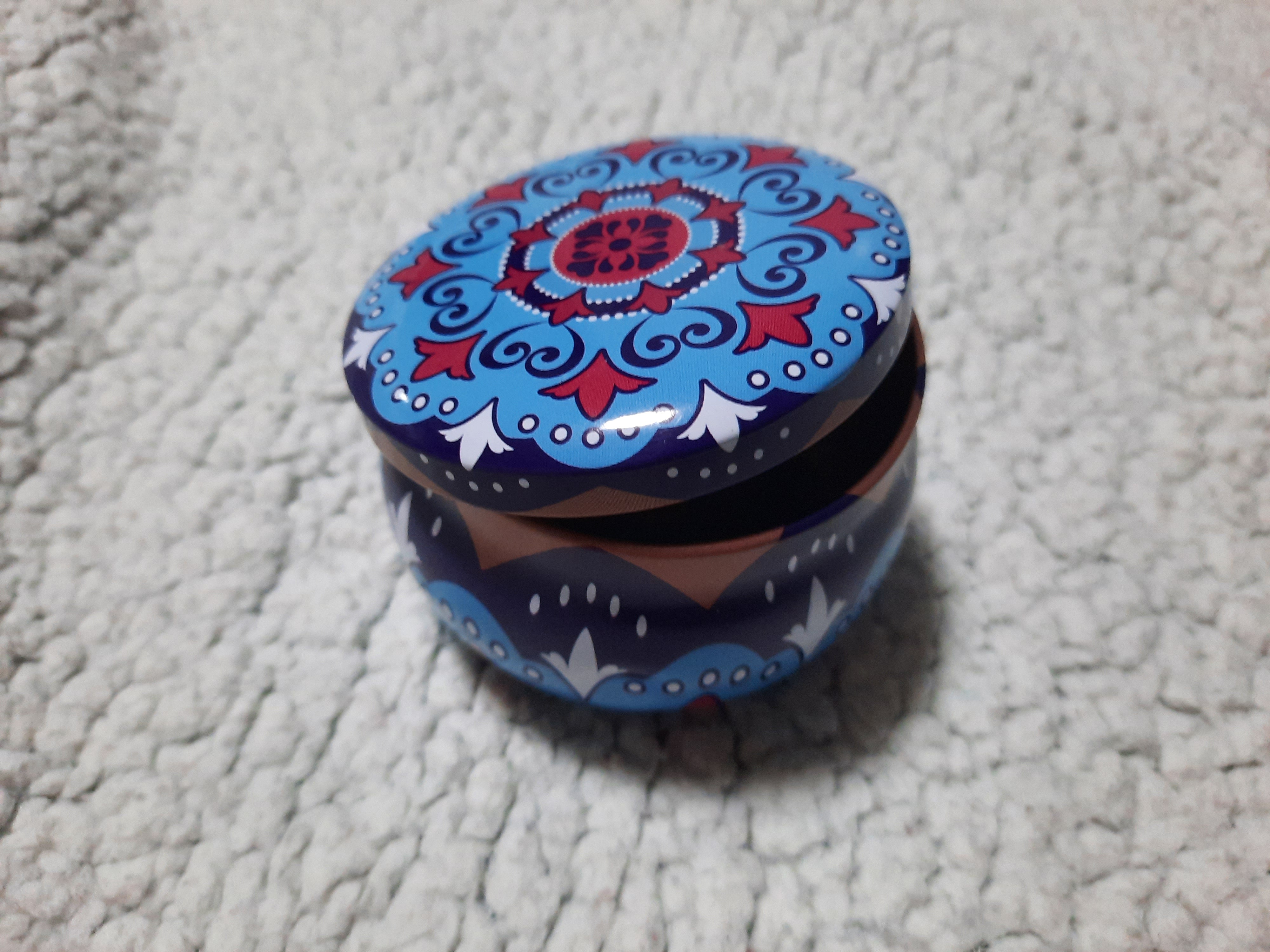 Recyclable Blue & Pink Design Iron Box