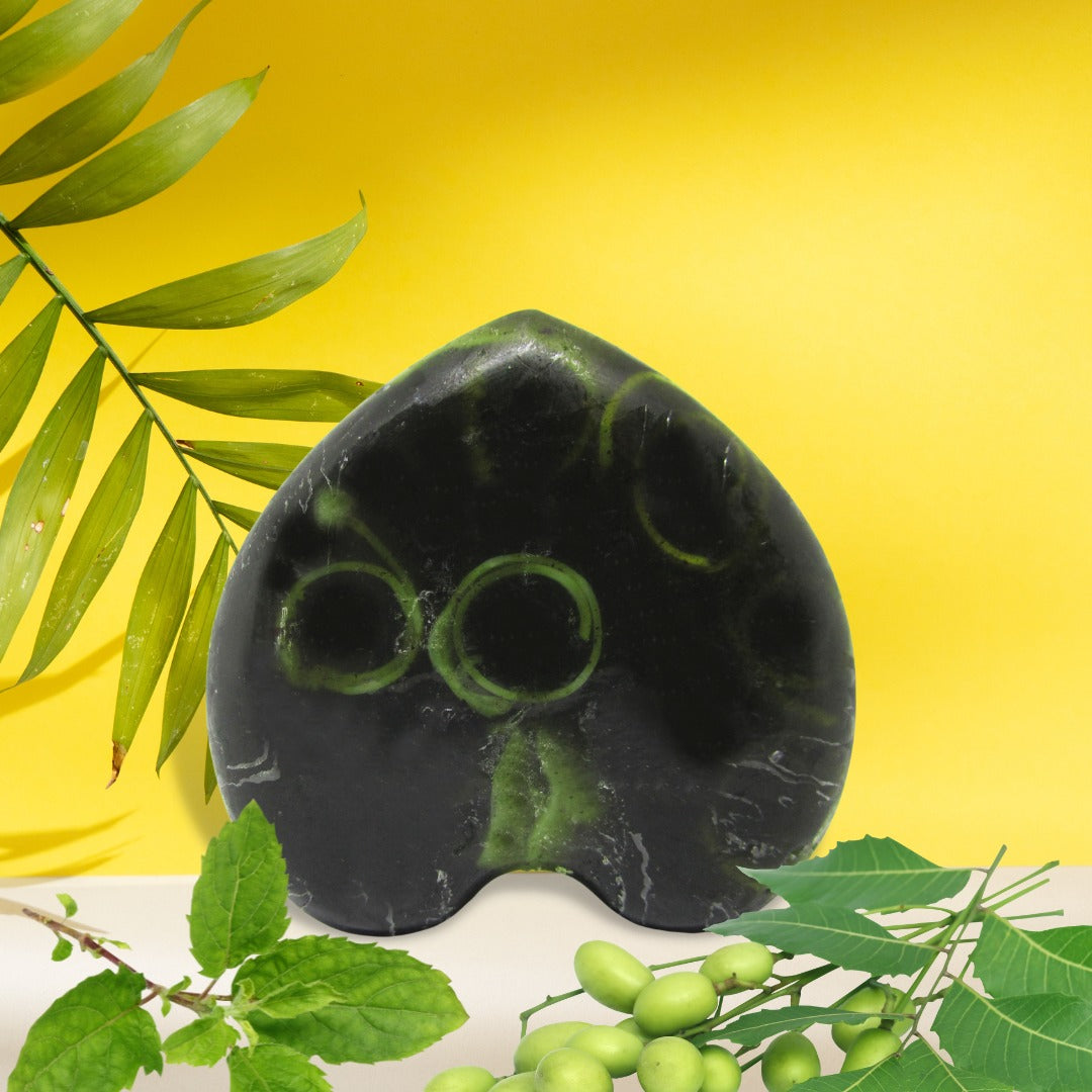 RIMURIMU Handmade Natural Neem & Tulsi Designer Bath Soap