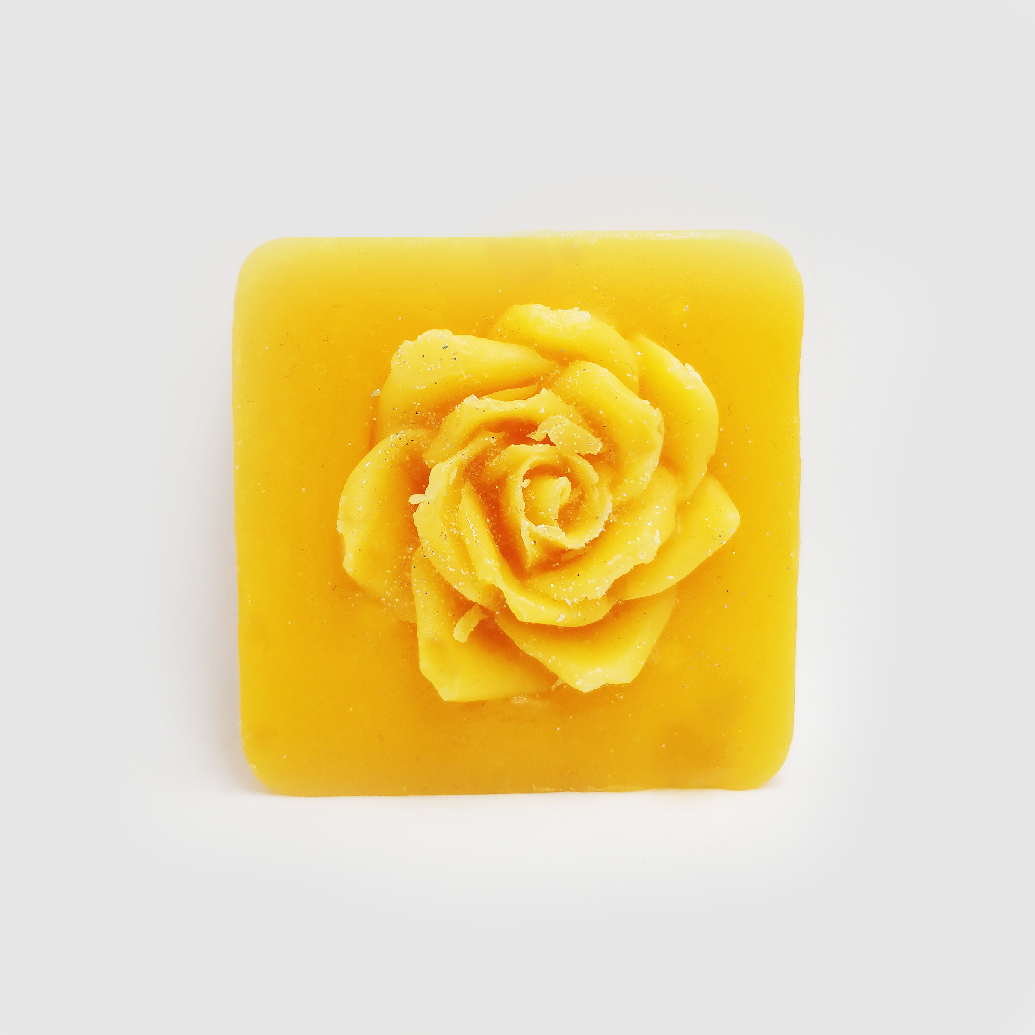 RIMURIMU Handmade Pure Vitamin C Cleansing Designer Bath Soap