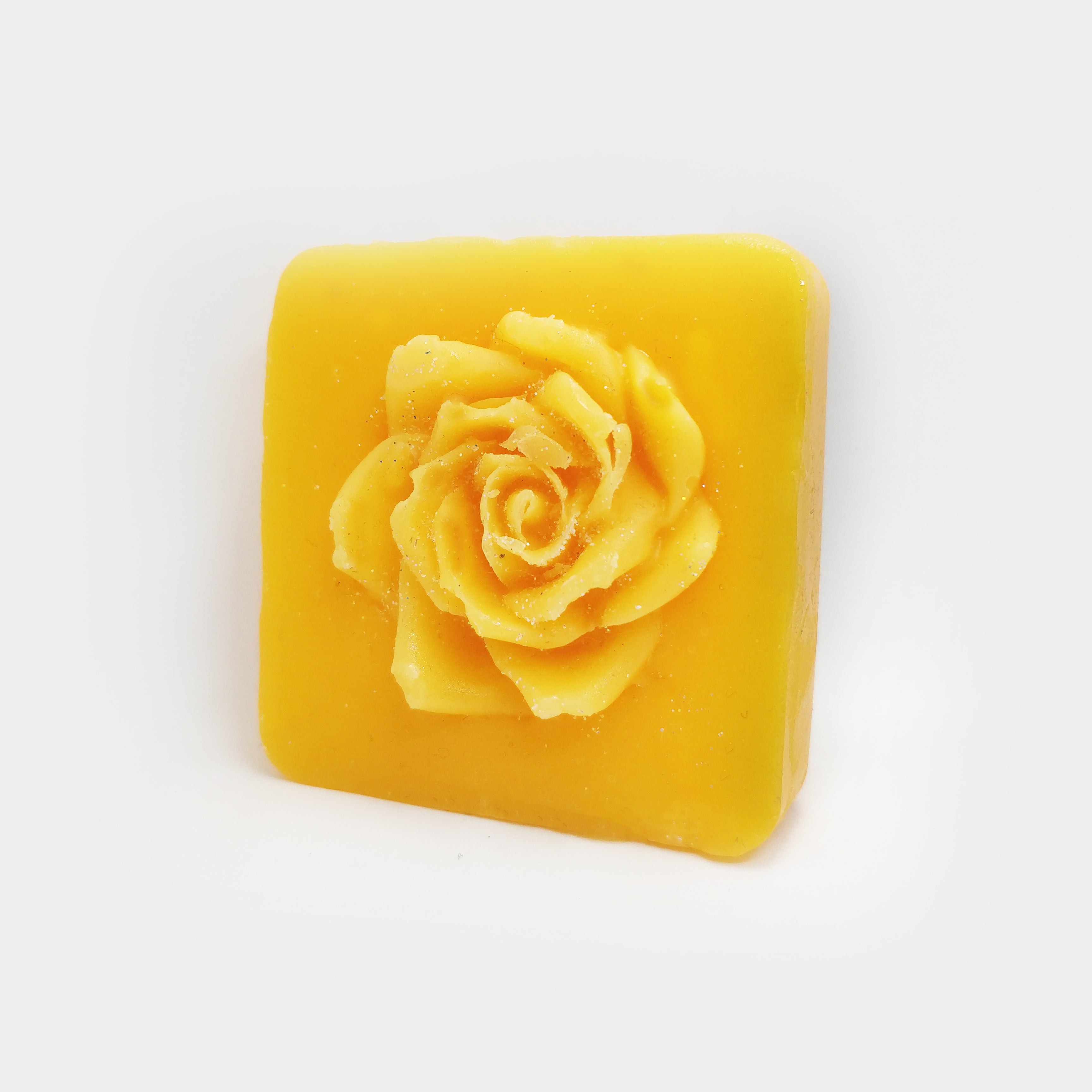 RIMURIMU Handmade Pure Vitamin C Cleansing Designer Bath Soap