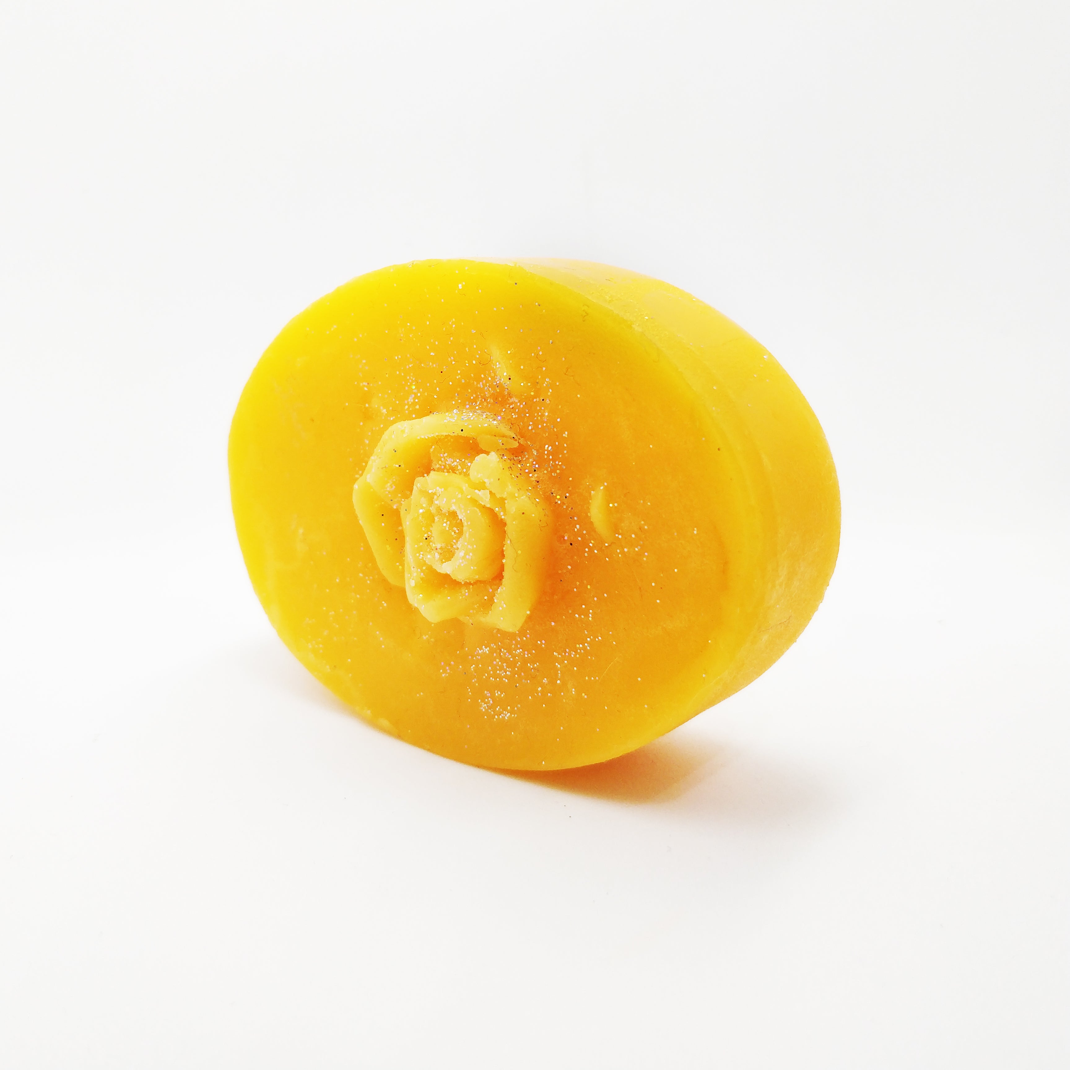 RIMURIMU Handmade Pure Vitamin C Cleansing Designer Bath Soap