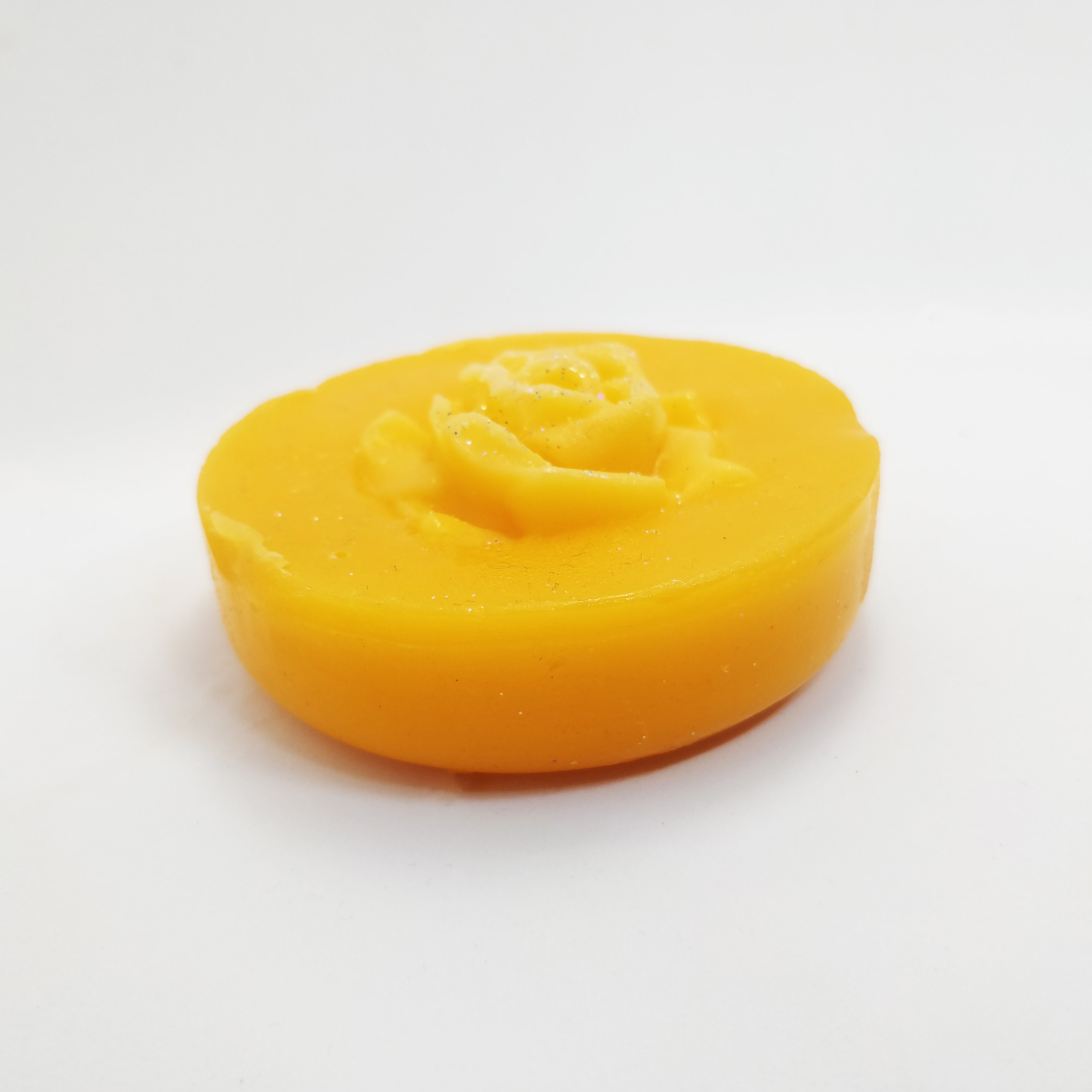 RIMURIMU Handmade Pure Vitamin C Cleansing Designer Bath Soap