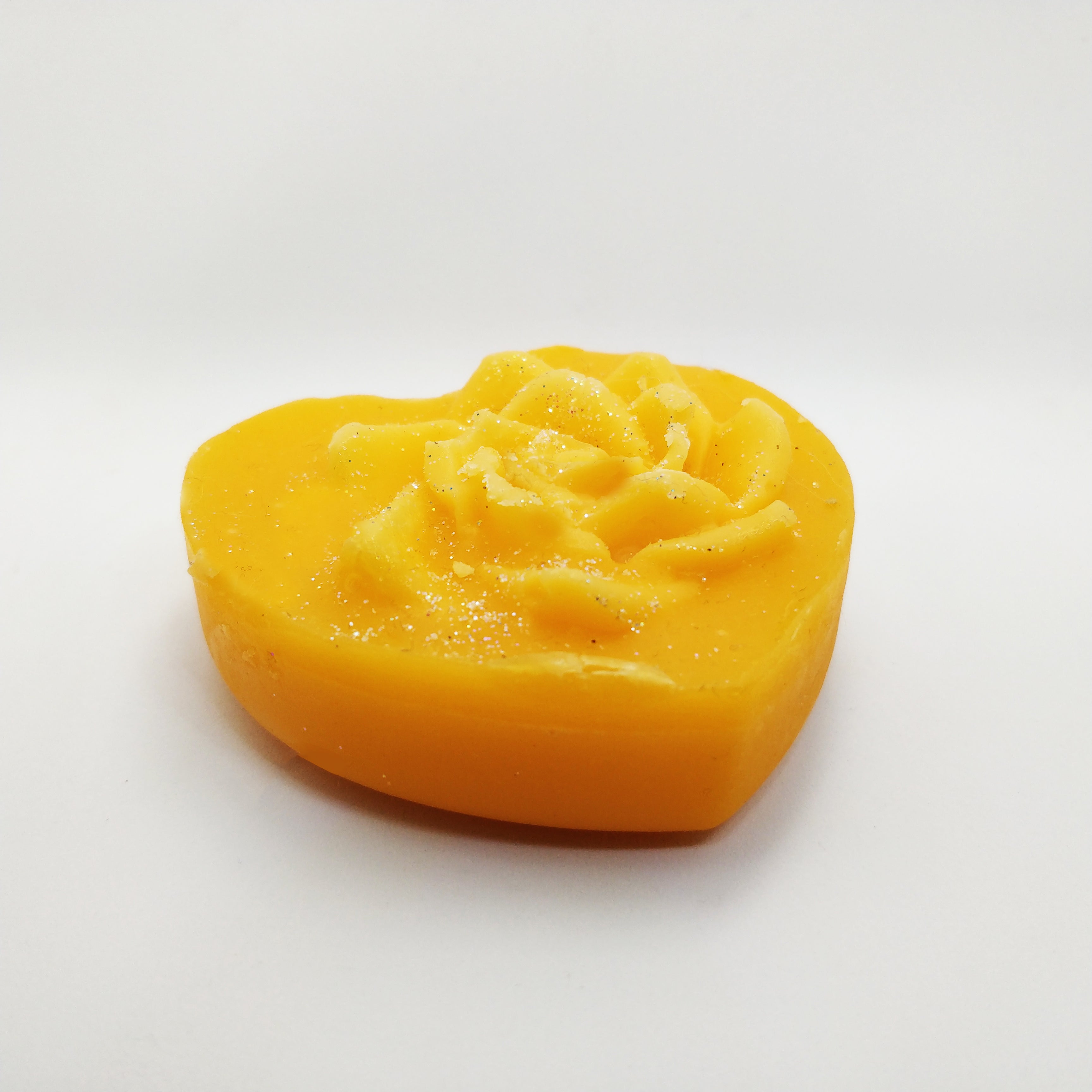 RIMURIMU Handmade Pure Vitamin C Cleansing Designer Bath Soap