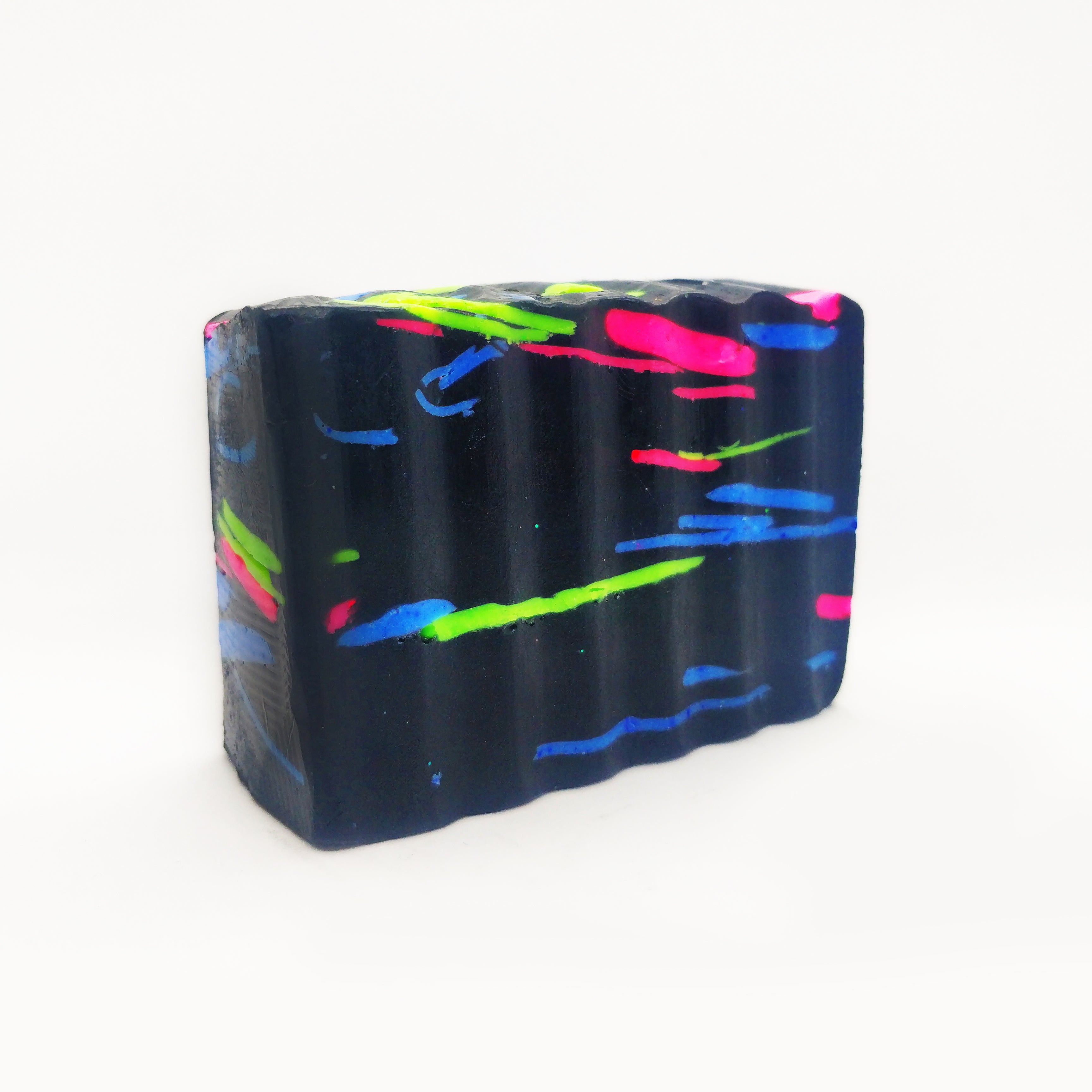 RIMURIMU Handmade Charcoal Activated Elixir Black & Avocado Designer Bath Soap