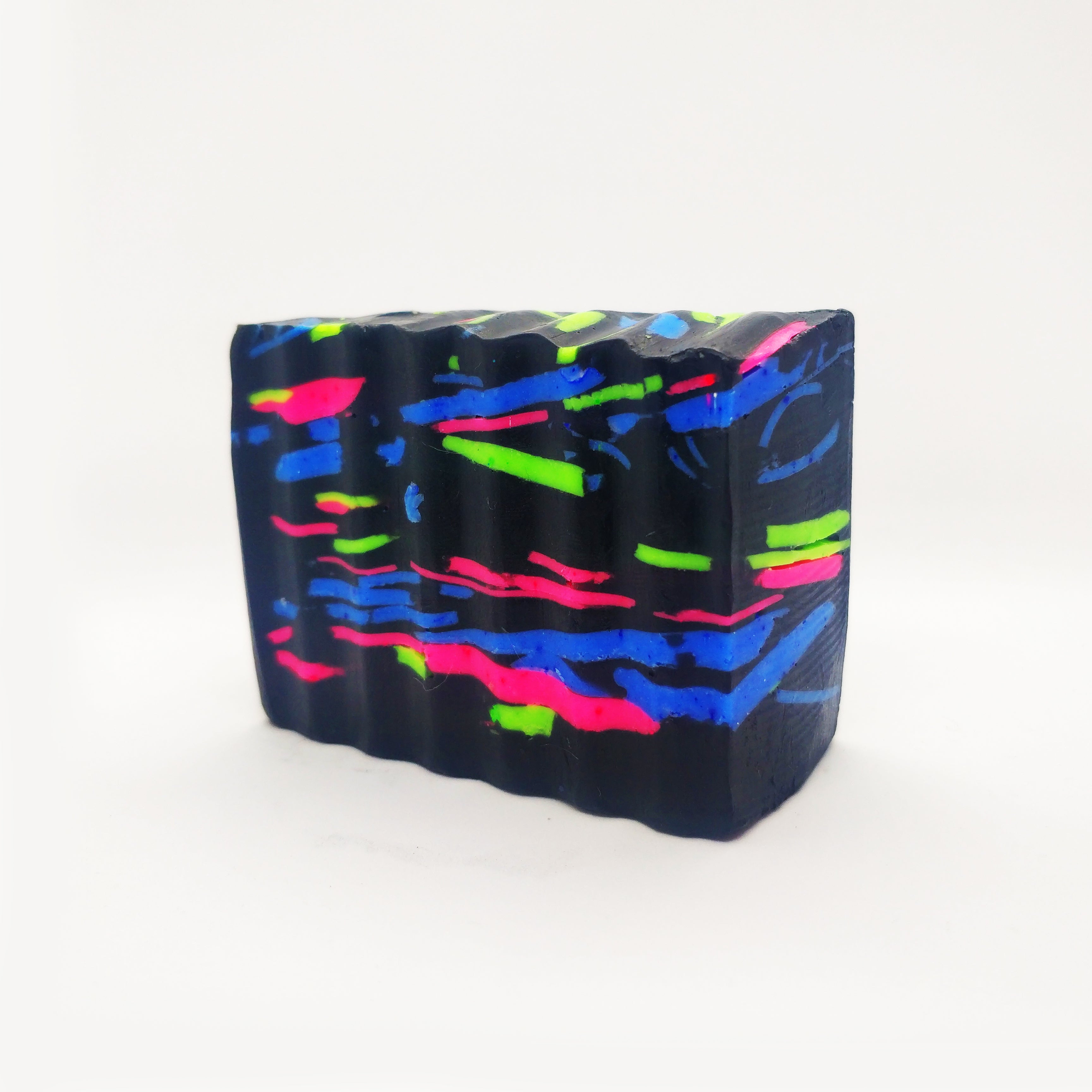 RIMURIMU Handmade Charcoal Activated Elixir Black & Avocado Designer Bath Soap