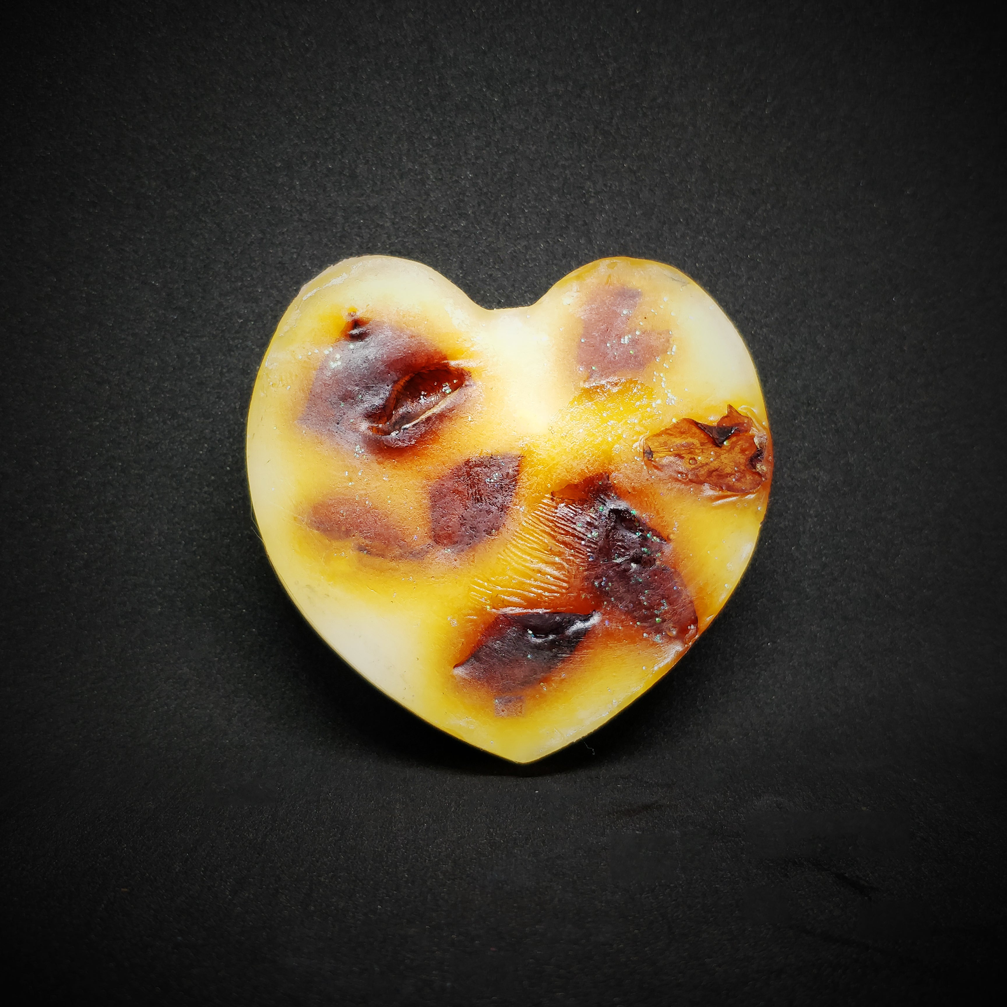 RIMURIMU Handmade Botanical Rose & Coconut Designer Bath Soap