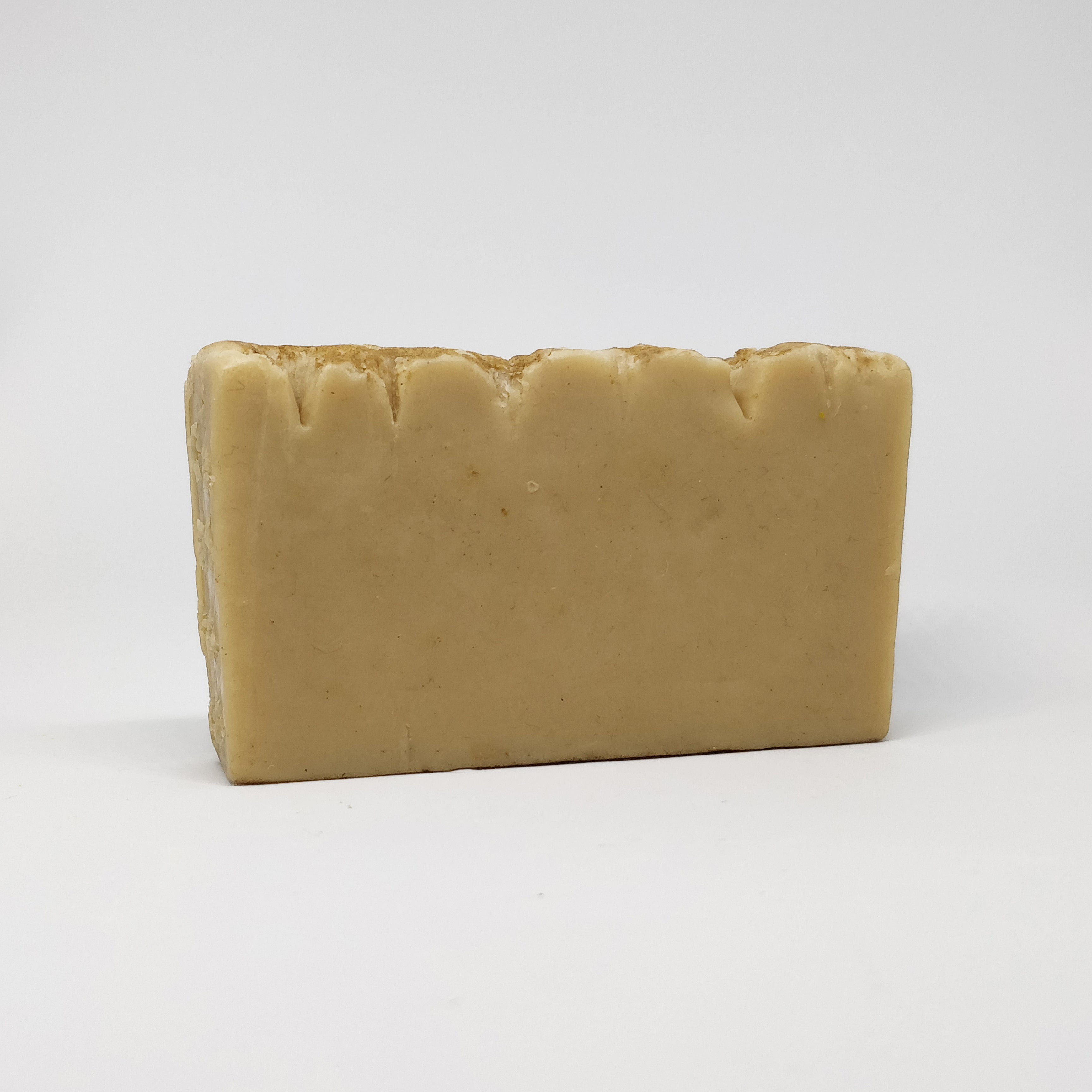 RIMURIMU handmade natural Sandalwood Designer Bath Soap