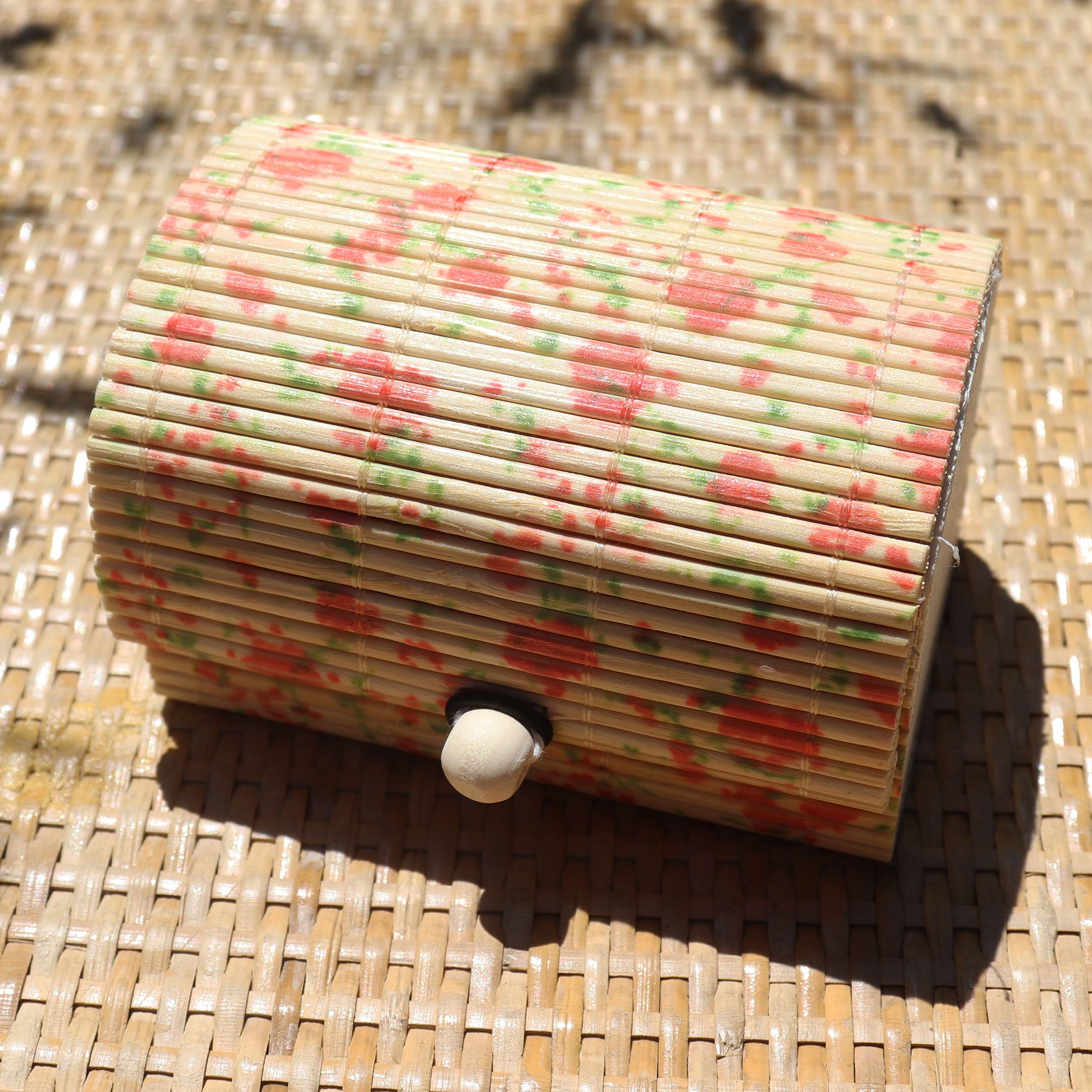 Pop Up Vintage Bamboo Falling Flowers Gift Box