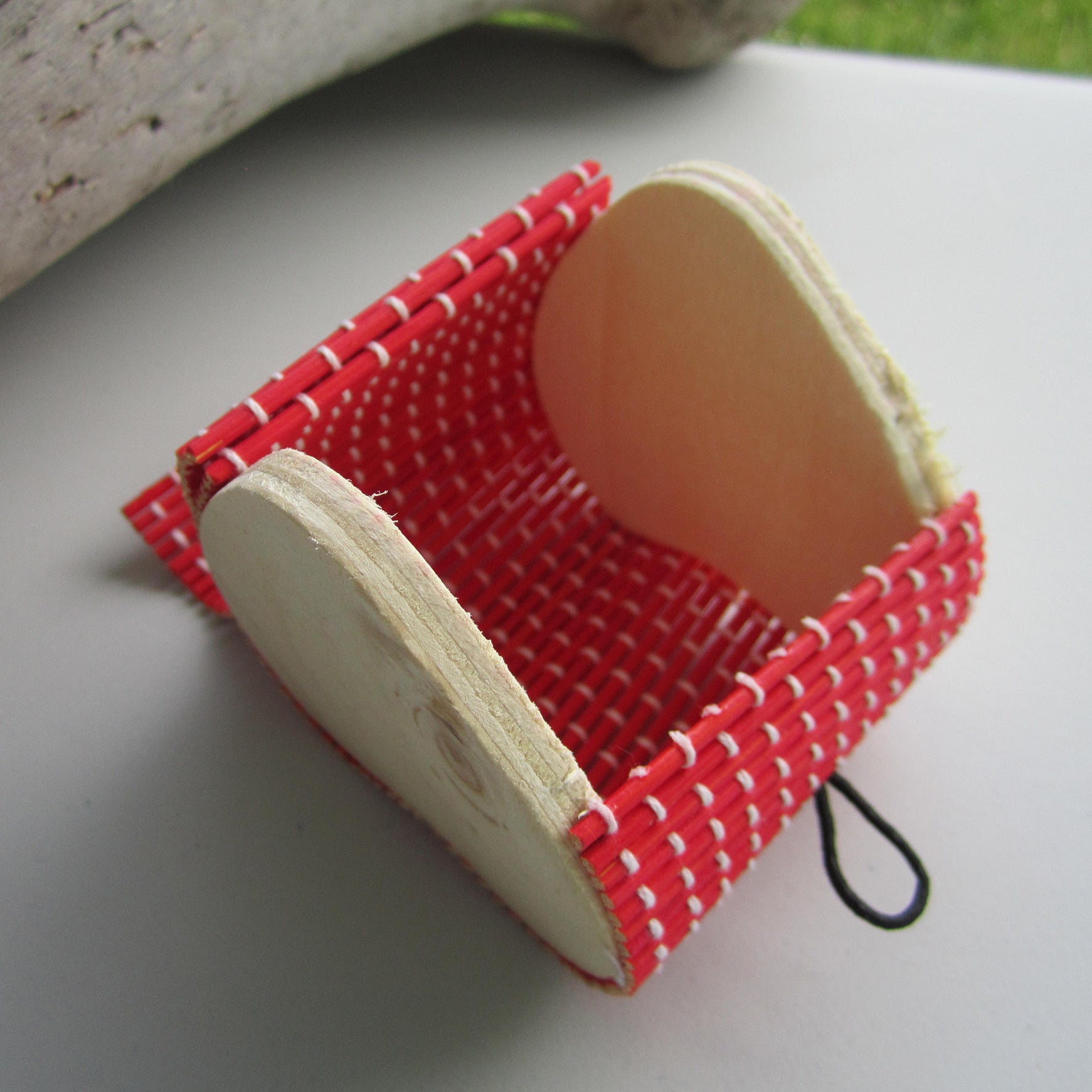 Simple Cute Heart Shaped Bamboo Storage Box - Red