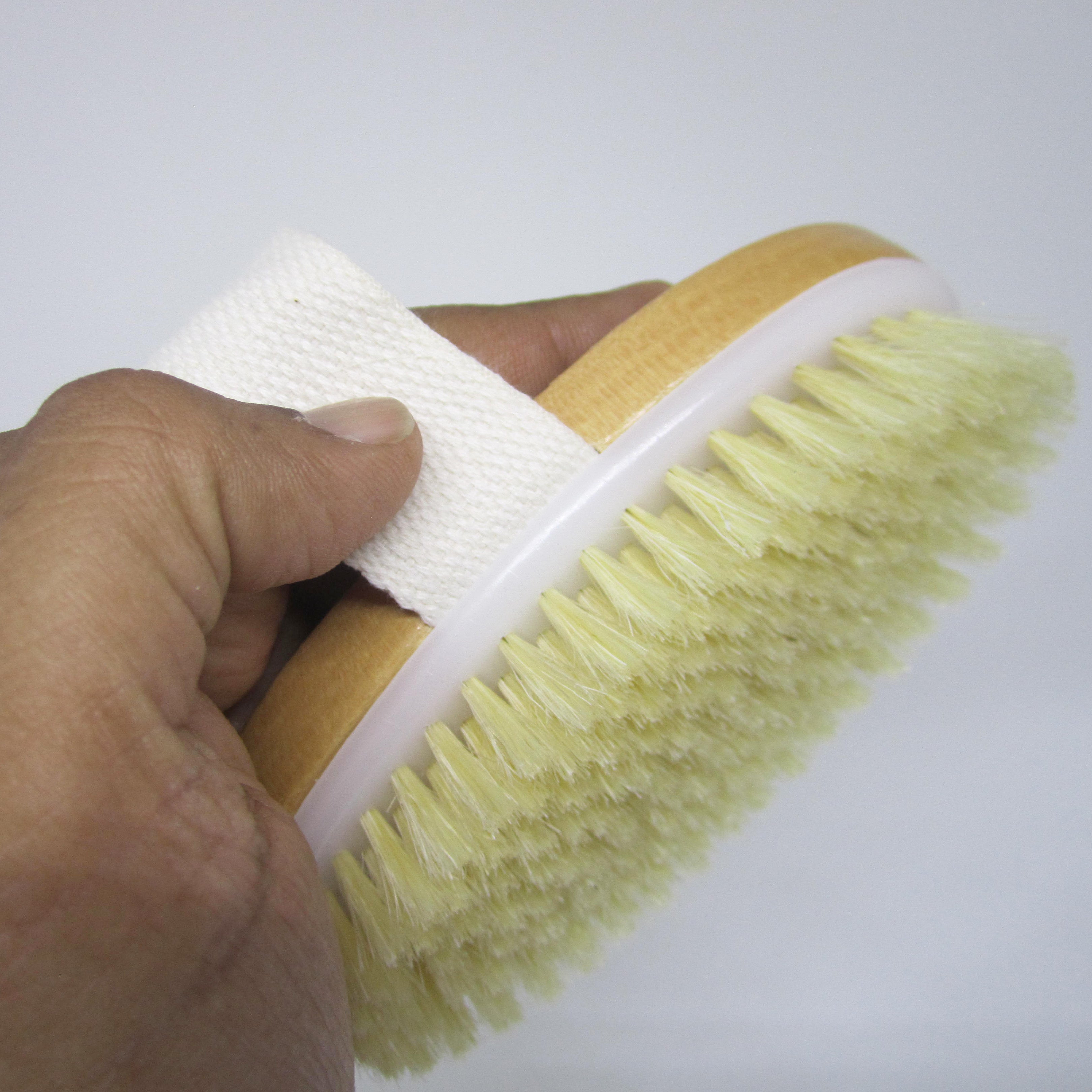 Natural Sisal Exfoliating Wooden Bath Brush - OVAL