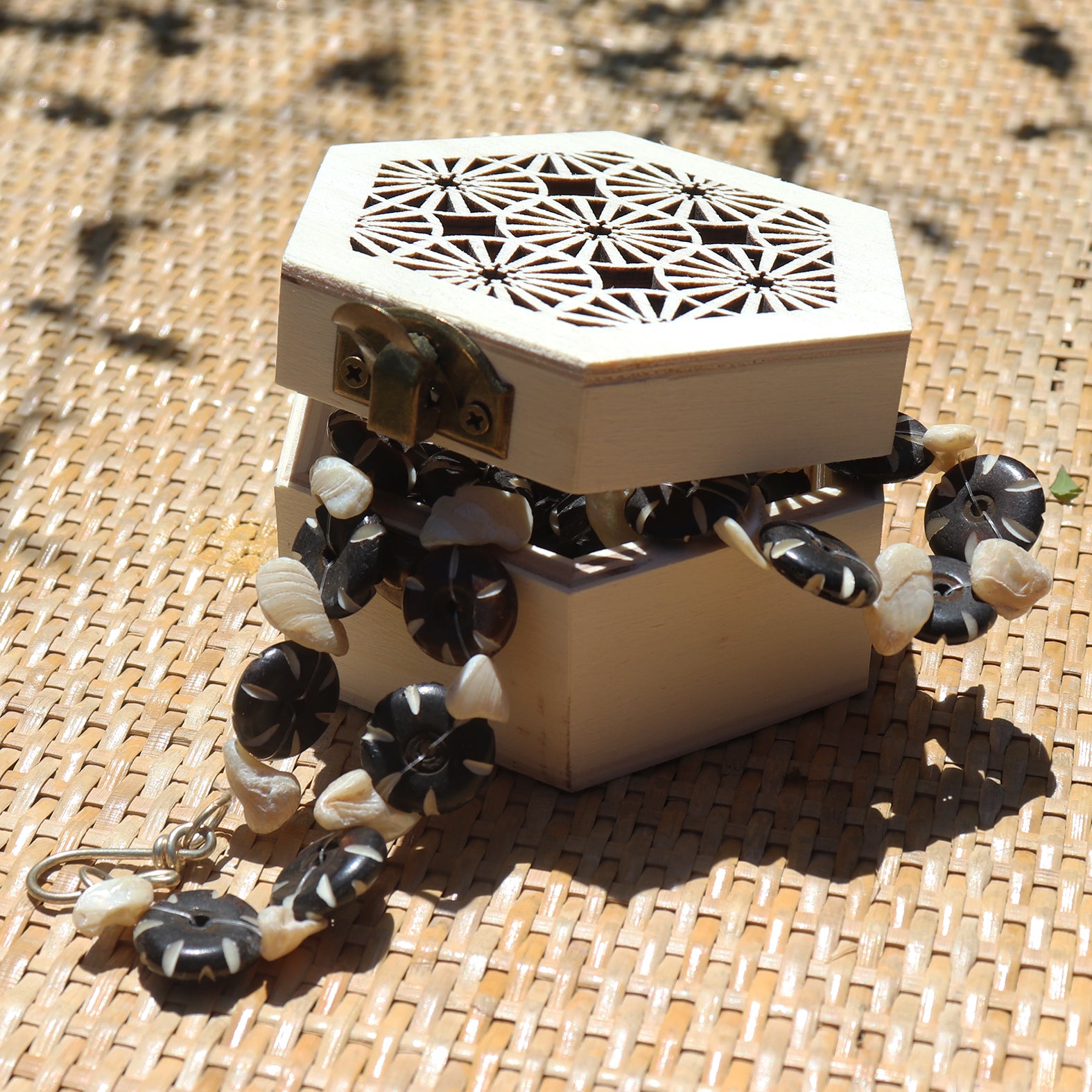 Hexagon Classic Ferriswheel Wooden Gift Box