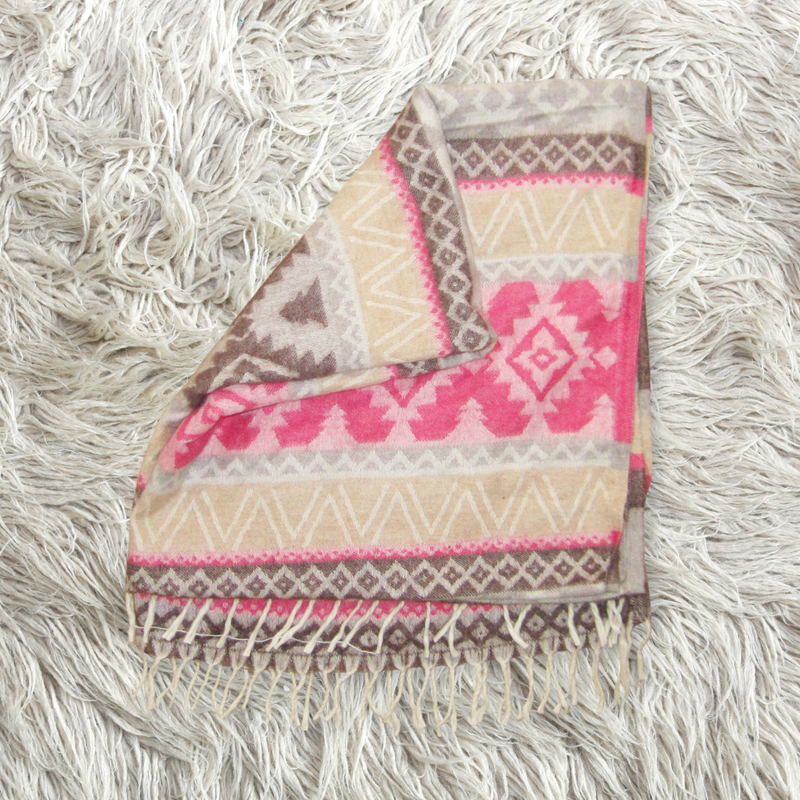 Beige shawl with baby pink pattern