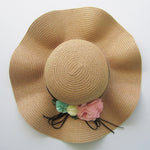 Sensational Straw Hat with flowers - Khaki